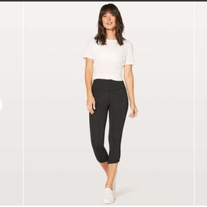 Lululemon high rise special edition luxtreme crop
